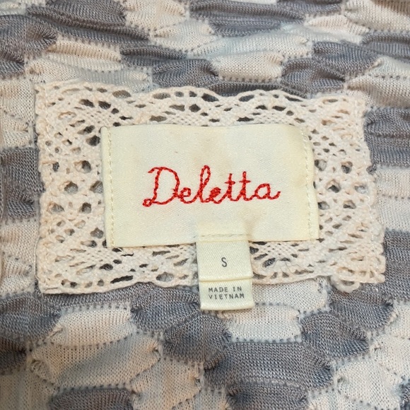 Anthropologie cowl neck sleeveless sweater - Picture 3 of 3